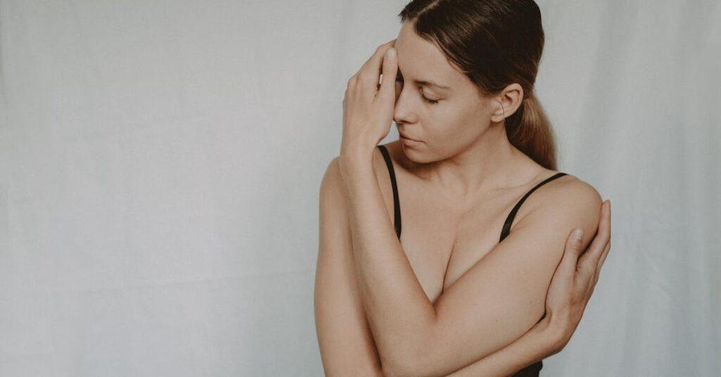 L’épuisement psychologique : comprendre ses causes et trouver des solutions découvrez les causes et les conséquences de l'épuisement psychologique, un état de fatigue mentale croissante causé par le stress, le surmenage et les exigences de la vie quotidienne. apprenez des stratégies pratiques pour prévenir et gérer cette condition afin de retrouver équilibre et bien-être.