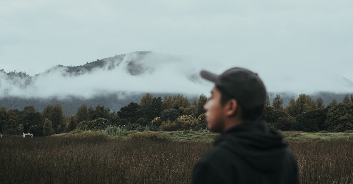 découvrez les troubles de l'humeur, leurs symptômes, causes et traitements. apprenez à reconnaître ces désordres affectifs, tels que la dépression et le trouble bipolaire, et trouvez des conseils pour mieux gérer votre santé mentale.