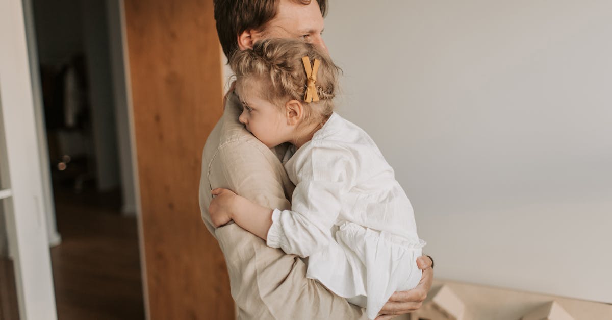 découvrez les enjeux de l'aliénation parentale, ses impacts sur les enfants et les solutions possibles pour restaurer des relations saines et équilibrées entre parents et enfants.