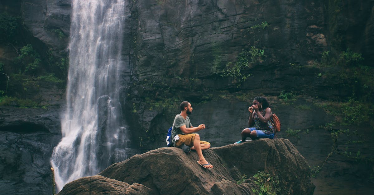 découvrez l'univers complexe des relations humaines. explorez les différentes dynamiques, les fondements de l'amour, de l'amitié et des interactions sociales. apprenez à construire des liens solides et à naviguer à travers les défis relationnels.