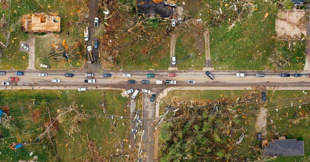 découvrez la névrose traumatique, un trouble psychologique qui peut survenir à la suite d'événements traumatisants. explorez ses symptômes, ses causes, et les approches thérapeutiques pour aider ceux qui en souffrent à retrouver un équilibre émotionnel.