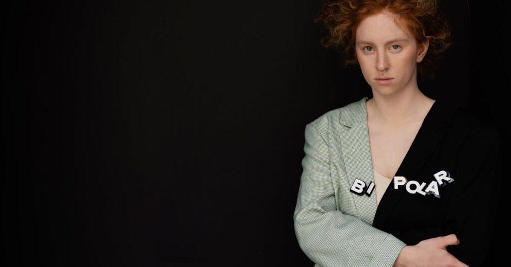 Bipolaire ou borderline : comprendre les distinctions essentielles découvrez des informations complètes sur le trouble bipolaire, ses symptômes, ses causes et les traitements disponibles. apprenez à mieux comprendre cette maladie mentale complexe et à soutenir ceux qui en souffrent.