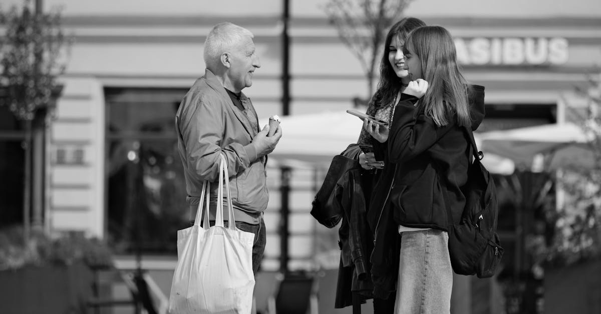 découvrez comment améliorer vos échanges grâce à la communication bipolaire, une approche innovante qui favorise la compréhension entre des perspectives divergentes. apprenez des techniques pratiques pour gérer les émotions et renforcer vos relations.