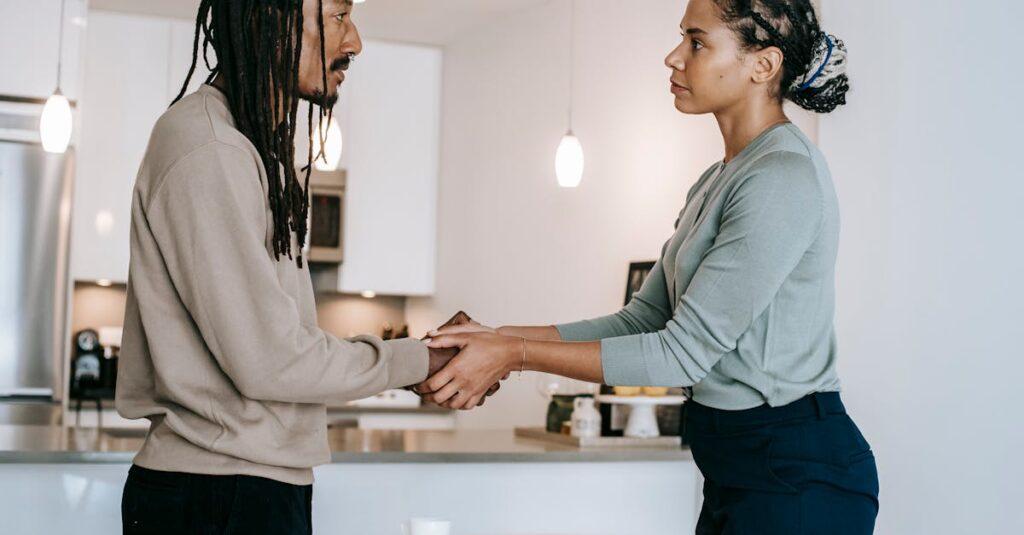 découvrez l'importance de l'empathie dans nos interactions quotidiennes. apprenez comment développer cette compétence essentielle pour mieux comprendre et soutenir les autres dans leurs émotions et expériences.