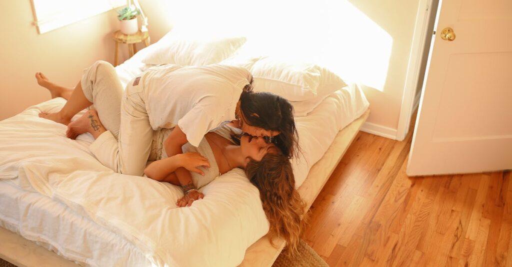 découvrez les clés d'une relation saine : communication ouverte, confiance mutuelle et respect. apprenez comment construire et entretenir des connexions positives pour un épanouissement personnel et amoureux.