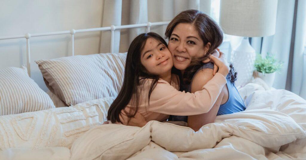 découvrez le "nice girl syndrome", un phénomène qui affecte de nombreuses femmes, les poussant à toujours vouloir plaire et à mettre les besoins des autres avant les leurs. apprenez à reconnaître ses manifestations et trouvez des conseils pour renforcer votre confiance en vous et établir des limites saines.