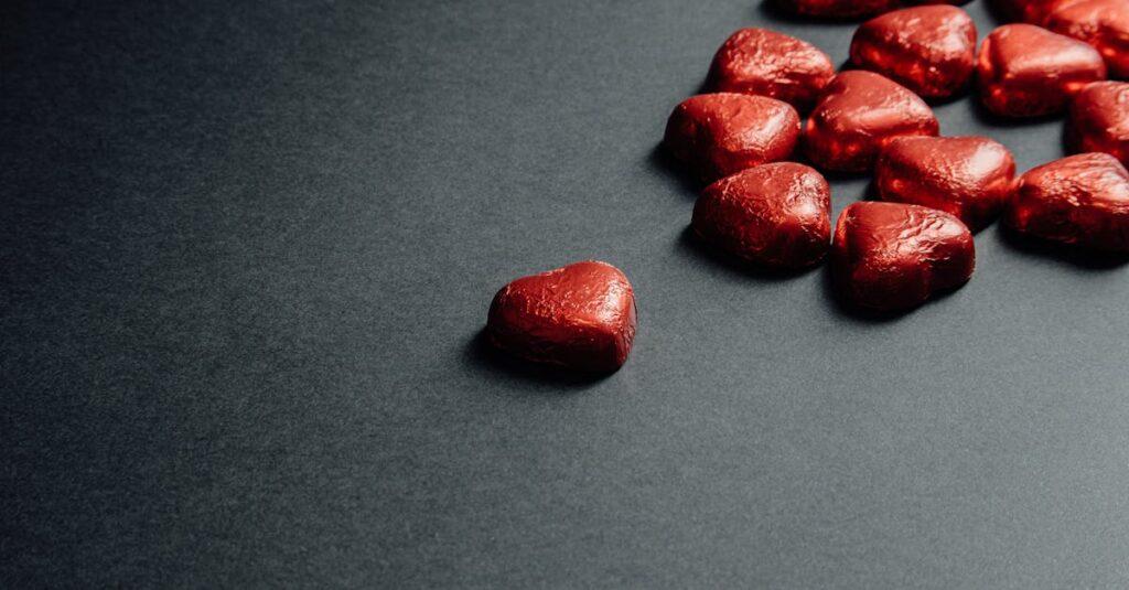 découvrez l'art de la séduction avec nos conseils et astuces pratiques. apprenez à charmer avec aisance, à comprendre les subtilités des relations et à éveiller le désir chez l'autre. explorez des techniques pour améliorer votre confiance en vous et devenir un expert en séduction.