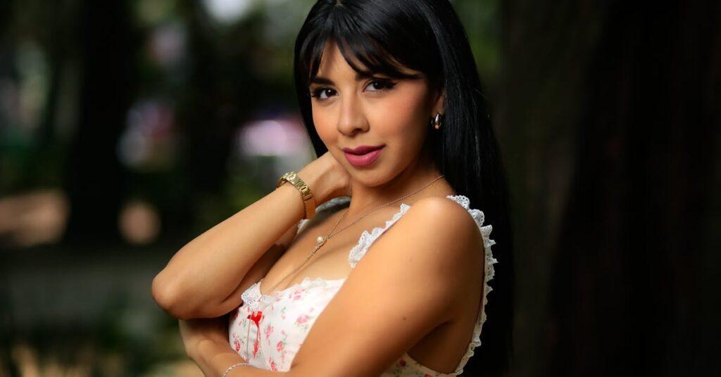 Haine de soi : pourquoi ressentons-nous cela et que faire ? découvrez les enjeux et les conséquences de la haine de soi, un phénomène psychologique complexe qui affecte de nombreuses personnes. explorez des stratégies pour surmonter cet obstacle et favoriser l'estime de soi.