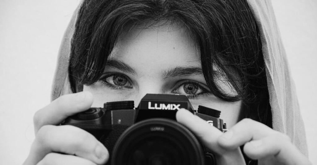 découvrez comment renforcer votre estime de soi et valoriser votre valeur personnelle. apprenez des stratégies pratiques pour améliorer votre confiance en vous et vivre une vie épanouissante.