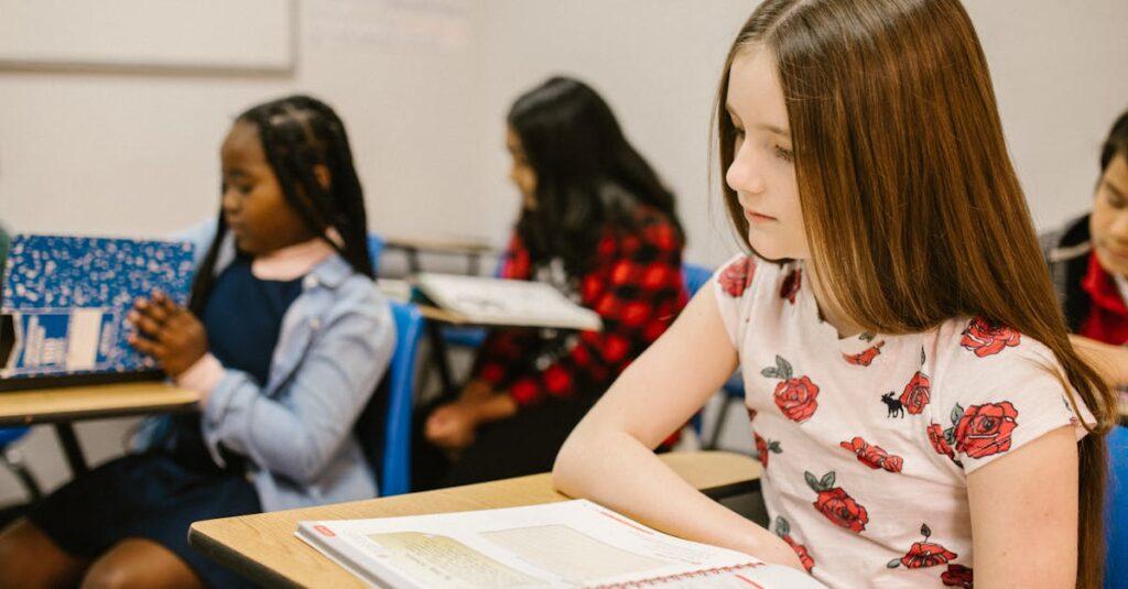 découvrez les différentes dimensions de la victimisation, ses impacts sur les individus et la société, ainsi que les solutions pour soutenir les victimes et prévenir ce phénomène. informez-vous sur les enjeux psychologiques, sociaux et juridiques liés à la victimisation.