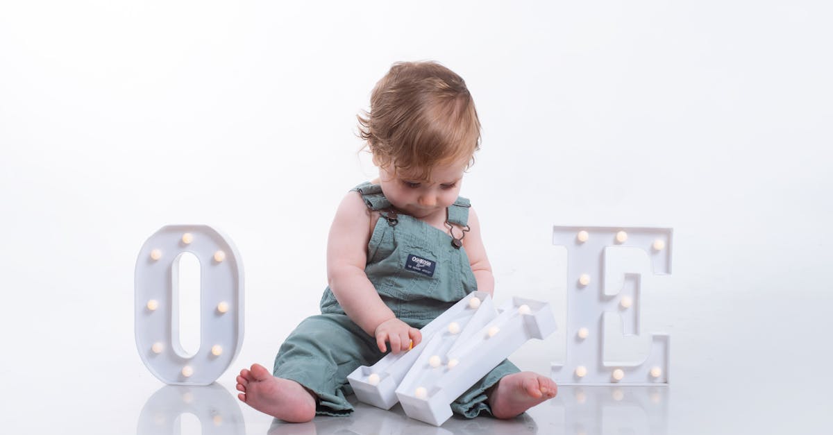 découvrez le phénomène du baby blues, ses causes, ses symptômes et des conseils pour le surmonter. informez-vous sur le soutien émotionnel et les ressources disponibles pour les nouvelles mamans.