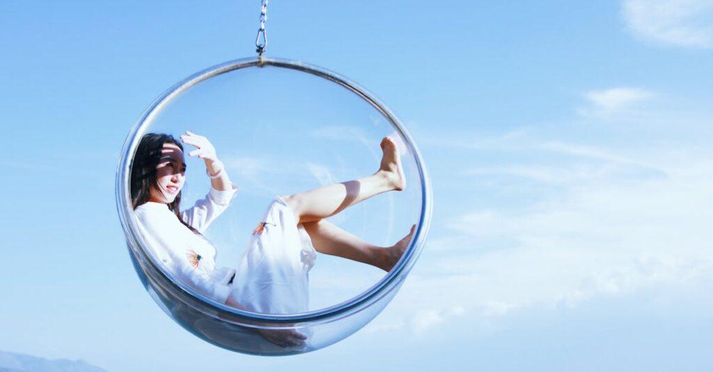 découvrez l'univers fascinant de salvador dalí, maître du surréalisme, à travers ses œuvres emblématiques, sa vision unique de la réalité et son influence perdurable sur l'art contemporain.