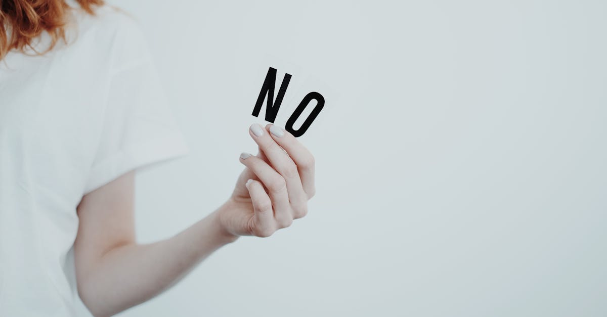 découvrez l'exploration profonde du vide et de l'absence dans notre nouvelle œuvre 'emptiness'. plongez dans une réflexion sur le sens de la vie, les émotions et la quête d'identité à travers des perspectives uniques et poignantes.