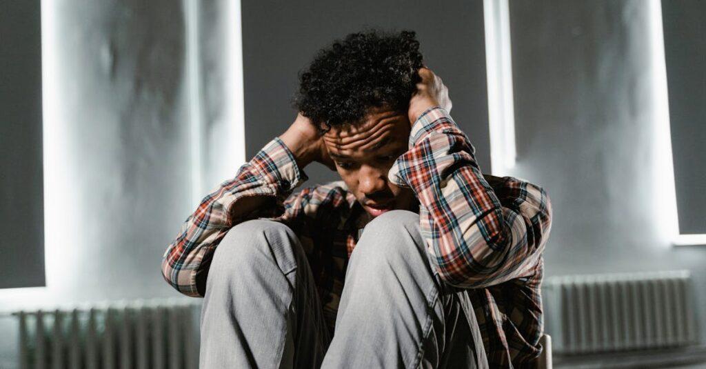 découvrez l'hylo-phobie, la peur irrationnelle des objets ou des choses en général. explorez ses causes, ses symptômes et les méthodes de traitement pour surmonter cette anxiété. informez-vous sur les stratégies efficaces pour vivre sereinement malgré cette phobie.