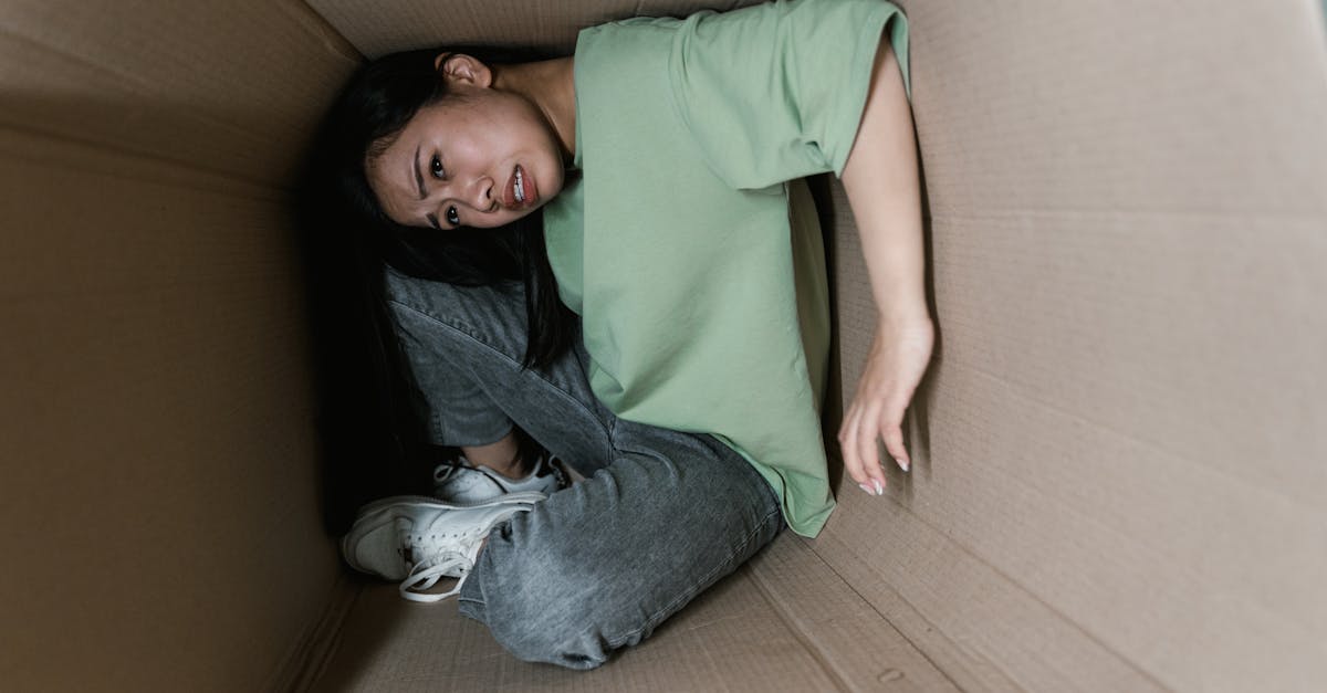 découvrez l'angoisse de l'abandon, ses causes et ses conséquences sur les relations personnelles. apprenez des stratégies pour surmonter cette phobie et retrouver la sérénité dans vos interactions sociales.