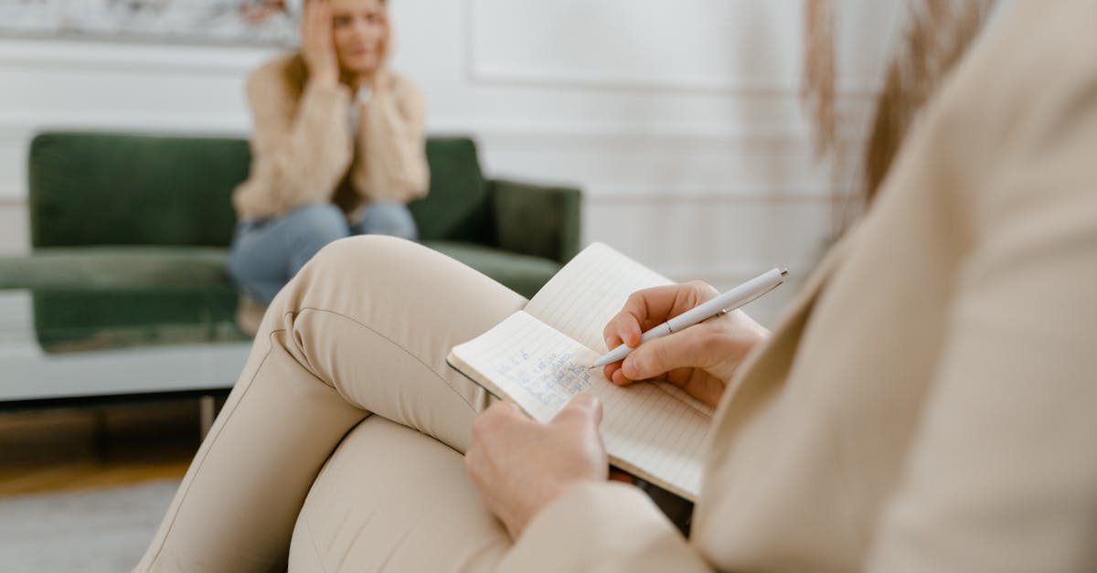 découvrez les bienfaits de la psychothérapie pour surmonter vos défis émotionnels et personnels. nos thérapeutes expérimentés vous offrent un espace d'écoute et de soutien afin de vous aider à trouver un équilibre et à améliorer votre bien-être mental.