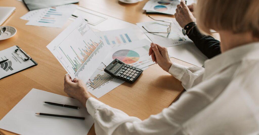 découvrez les clés du decision-making pour améliorer vos prises de décisions, optimiser vos stratégies et atteindre vos objectifs professionnels ou personnels grâce à des méthodes éprouvées.