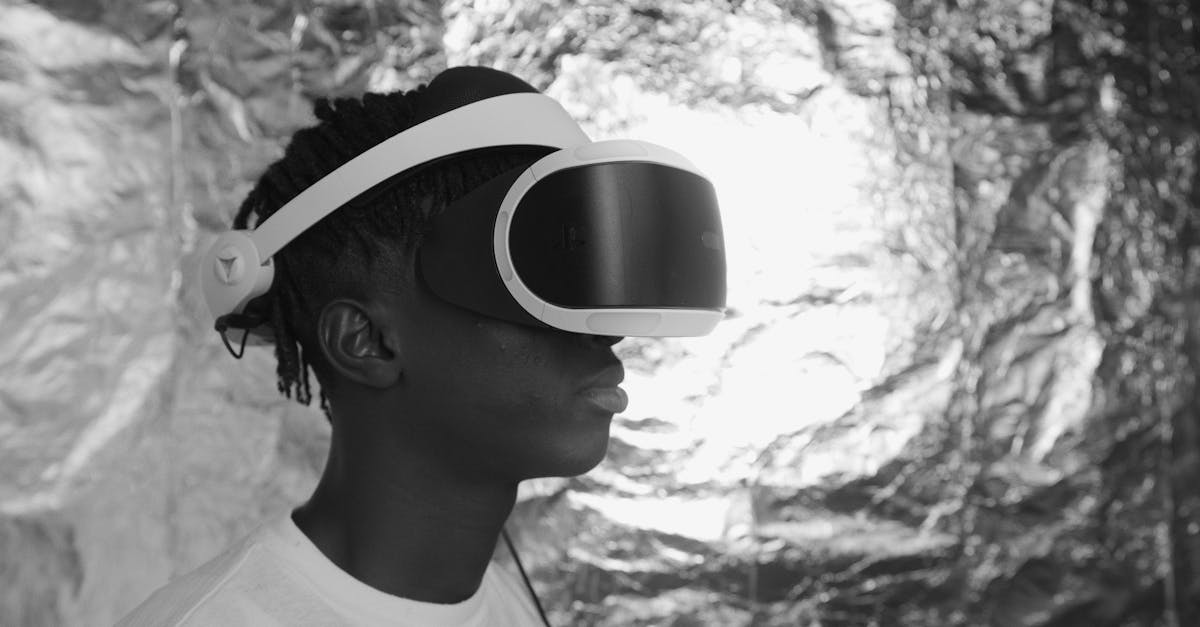 découvrez la thérapie d'exposition en réalité virtuelle, une approche innovante et immersive pour surmonter les phobies, l'anxiété et le stress post-traumatique. explorez les avantages de cette technologie révolutionnaire pour améliorer le bien-être mental.