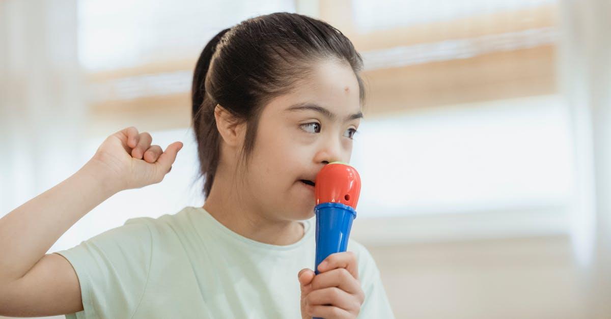 découvrez le syndrome de diogène : ses symptômes, ses causes, ses conséquences sur la santé et les solutions pour accompagner les personnes concernées.