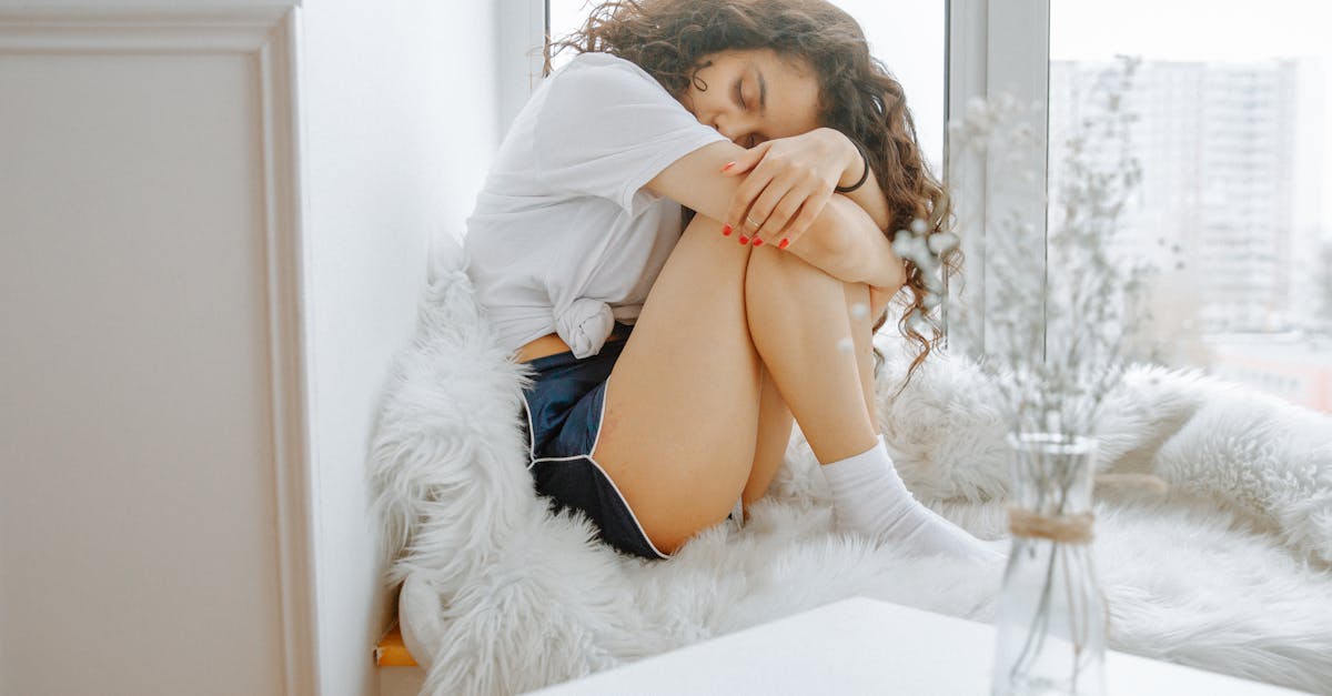 découvrez tout sur la fibromyalgie : symptômes, causes, traitements et conseils pour mieux vivre avec cette maladie chronique souvent méconnue.