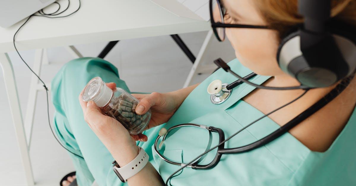 profitez d’une consultation psychologique à distance, confidentielle et sécurisée, avec des experts disponibles pour vous accompagner où que vous soyez. prenez soin de votre santé mentale en toute simplicité.