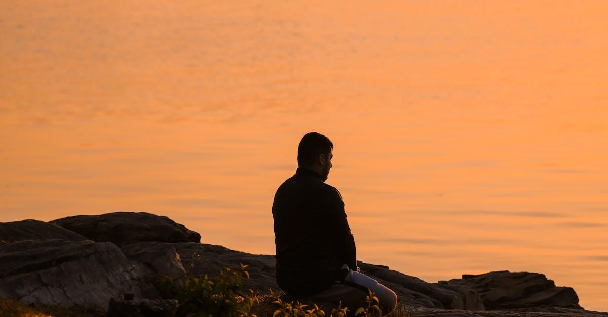 découvrez l'art du self-care : conseils, astuces et routines pour prendre soin de votre bien-être physique et mental au quotidien. améliorez votre qualité de vie grâce à des pratiques simples et efficaces.