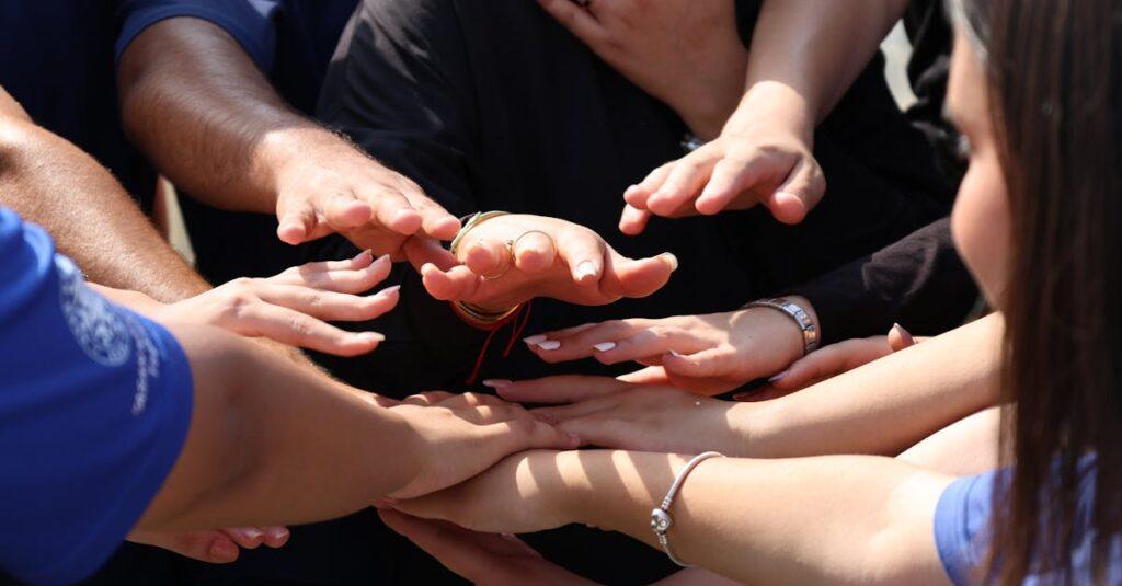 Affirmer groupe : l’importance de la solidarité en entreprise en 2025 découvrez le vrai sens de la solidarité : comprendre, partager et agir ensemble pour renforcer les liens sociaux et soutenir ceux qui en ont besoin.