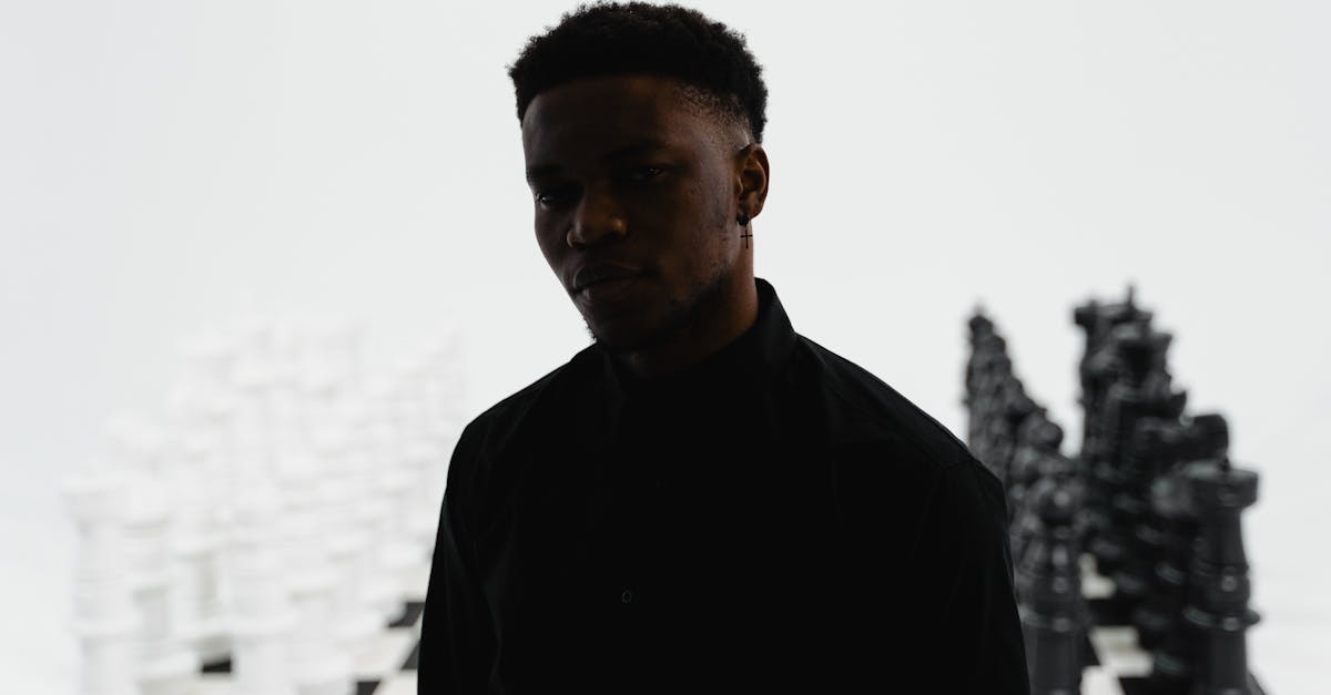 découvrez le cortex cérébral, la partie du cerveau responsable des fonctions cognitives supérieures telles que la pensée, la mémoire, la perception et le langage. comprenez son anatomie et son rôle clé dans le système nerveux.