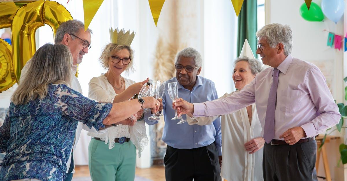 découvrez la théorie triangulaire de l'amour, développée par robert sternberg, qui explore les trois composantes essentielles de l'amour : l'intimité, la passion et l'engagement, et comment elles interagissent pour former différents types de relations amoureuses.